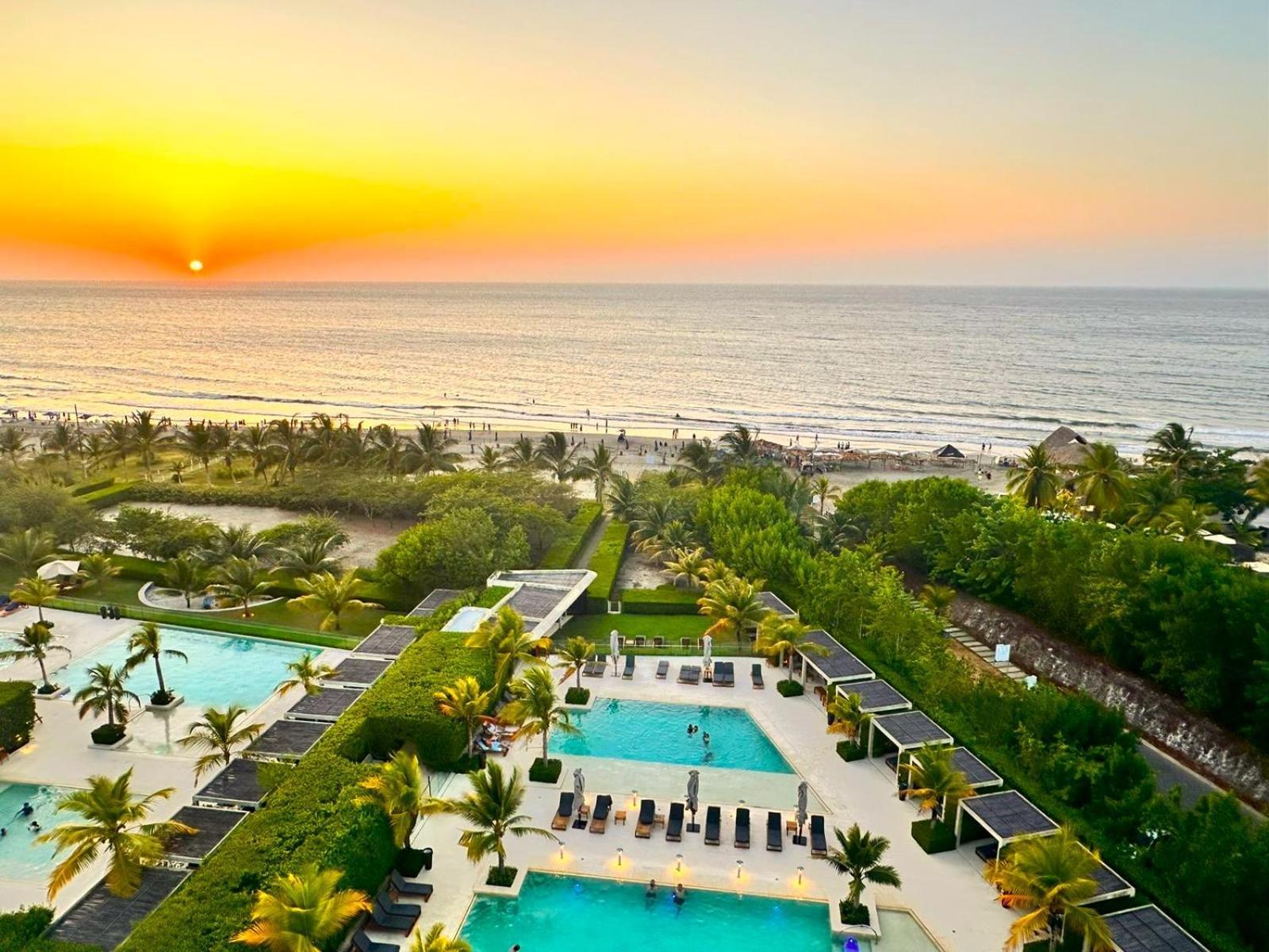 Exclusivo Resort Frente Al Mar, Playa Privada, Piscinas Cartagena Екстериор снимка